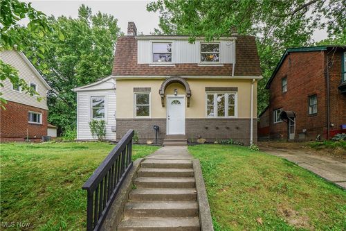 1967 Tonawanda Ave, Akron, OH, 44305-3656 | Card Image