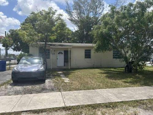1226 Nw 23rd Terrace, Fort Lauderdale, FL, 33311 | Card Image