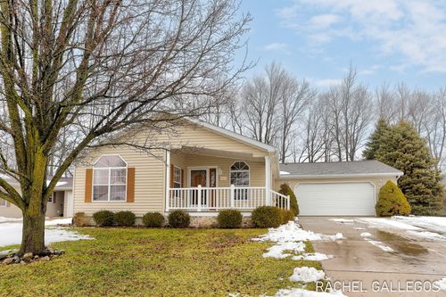 5323 Briarridge Ct, Kalamazoo, MI, 49004-8715 | Card Image