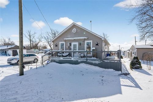 1040 Lakeshore Rd, Selkirk, ON, N0A1P0 | Card Image