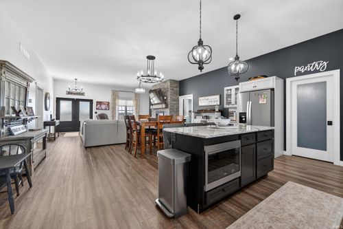 9298 300, Swayzee, IN, 46986-9751 | Card Image