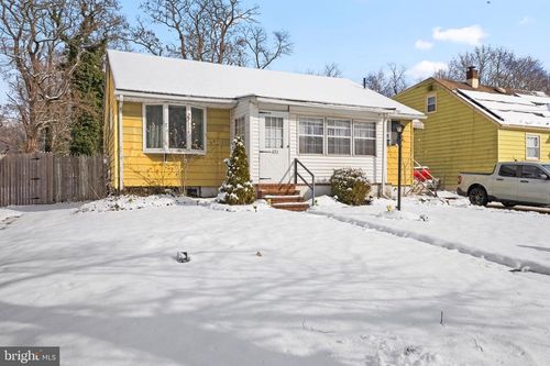 431 Independence Dr, BURLINGTON, NJ, 08016-2852 | Card Image