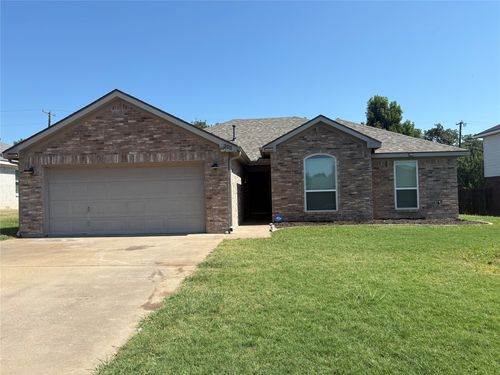 322 Dalhart Dr, Weatherford, TX, 76086-3525 | Card Image