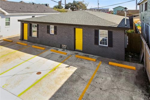 1905 France St, New Orleans, LA, 70117-4553 | Card Image