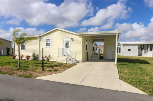 12116 Sw County Road 769, Lake Suzy, FL, 34269-4924 | Card Image