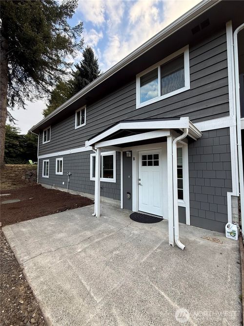 b-13831 Ne 171st Street, Woodinville, WA, 98072 | Card Image