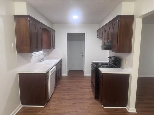 425 Meadow Lake Drive, Edmond, OK, 73003 | Card Image
