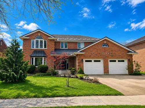 5179 Southgate Ave, Niagara Falls, ON, L2E7G4 | Card Image