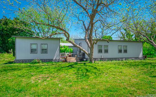 1103 County Road 200, Gonzales, TX, 78629-6521 | Card Image