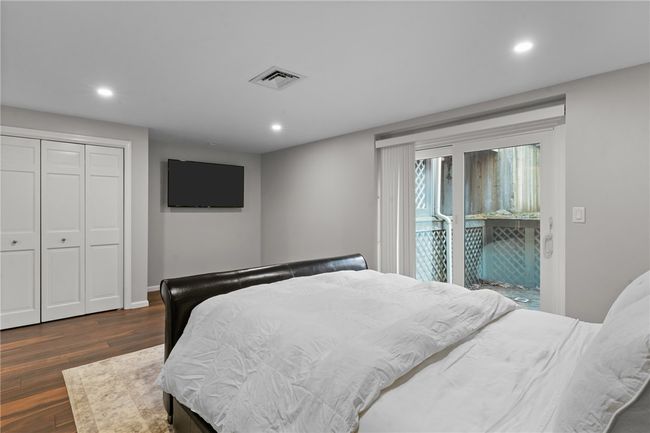 APT-5 - 400 Meshanticut Valley Pkwy, Condo with 2 bedrooms, 3 bathrooms and 2 parking in Cranston RI | Image 34