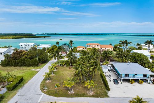 223 Schooner Ln, Duck Key, FL, 33050-3841 | Card Image