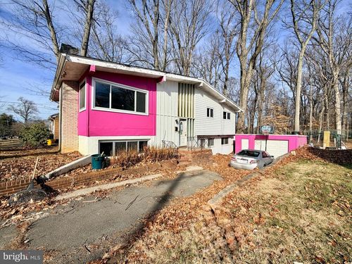 1498 Stuyvesant Ave, Trenton, NJ, 08618-3308 | Card Image