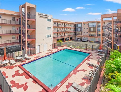 apt-311-1855 W 60th St, Hialeah, FL, 33012-7512 | Card Image