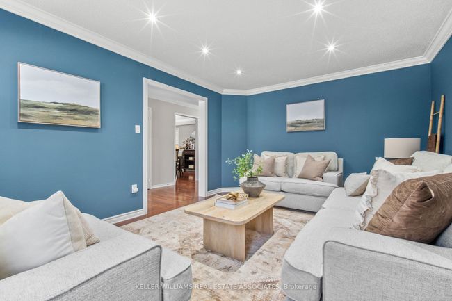 10 Westacott Cres, House other with 5 bedrooms, 5 bathrooms and 3 parking in Ajax ON | Image 5