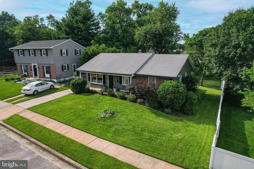 4 Bucksport Ct, CATONSVILLE, MD, 21228-4013 | Card Image
