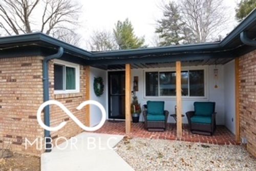 3932 Wyandotte Trl, Indianapolis, IN, 46240-3424 | Card Image