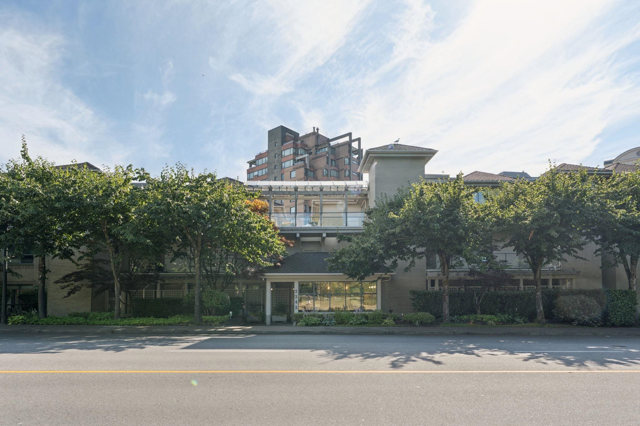 Residential in West Vancouver 4