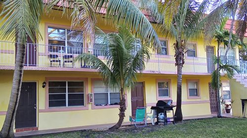 2-1826 Cleveland St, Hollywood, FL, 33020-3141 | Card Image