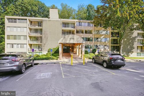 38-4345 Ivymount Ct, ANNANDALE, VA, 22003-6328 | Card Image