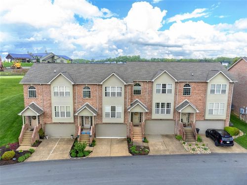 1004 Augusta Ln, Jeannette, PA, 15644-4726 | Card Image