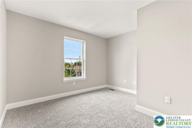 721 7 Th St, House other with 3 bedrooms, 3 bathrooms and null parking in Whitehall PA | Image 29