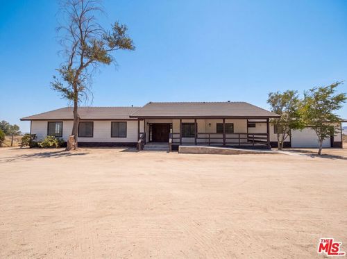 1401 60th St W, Rosamond, CA, 93560-6523 | Card Image