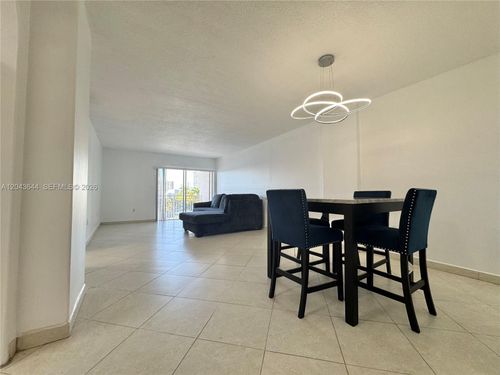 411-400 Kings Point Dr, Sunny Isles Beach, FL, 33160-4776 | Card Image