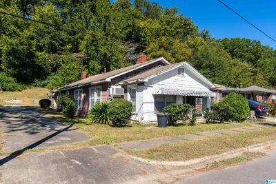 1052 Avenue E, House other with 3 bedrooms, 2 bathrooms and null parking in BIRMINGHAM AL | Image 1