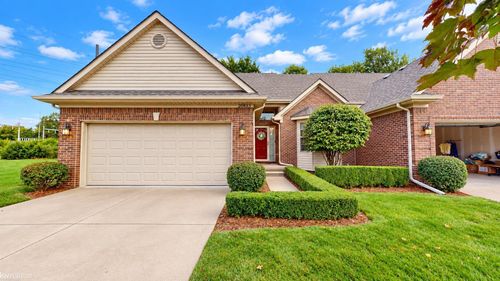 20833 Belclare Drive, Macomb Township, MI, 48044 | Card Image