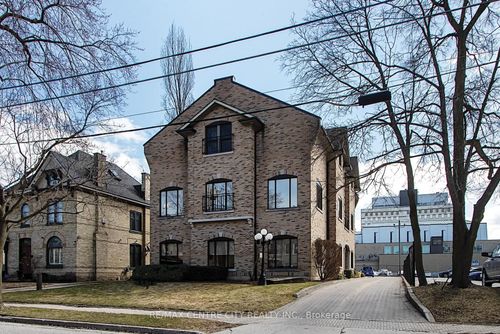 295 Wolfe St, London, ON, N6B2C4 | Card Image