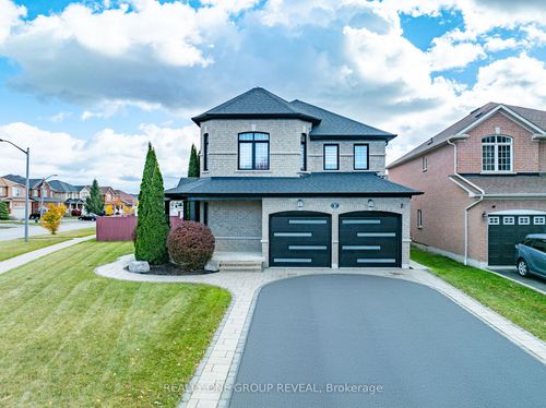 1 Bridgid Dr, Whitby, ON, L1P1T7 | Card Image