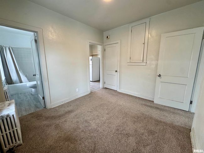 APT-3 - 1622 Washington St, Condo with 1 bedrooms, 1 bathrooms and null parking in Davenport IA | Image 5