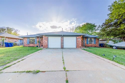 3822-3824 N Monroe Street, Stillwater, OK, 74074-9235 | Card Image