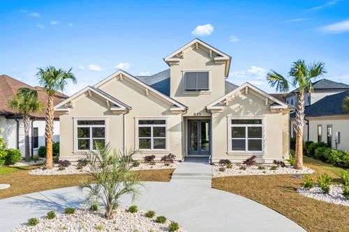 825 Bluffview Dr, Myrtle Beach, SC, 29579-5268 | Card Image