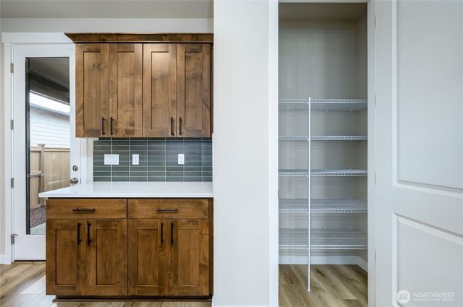 Images are representative of the floor plan and may vary by location and selected finishes. | Image 9