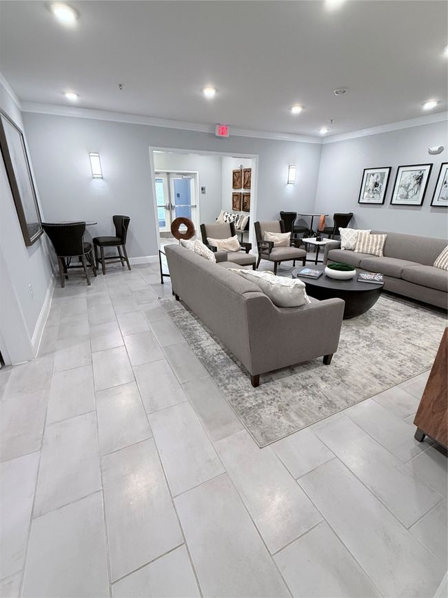 Common area in Building D | Image 26
