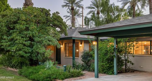 4707 E Calle Redonda, Phoenix, AZ, 85018-2908 | Card Image