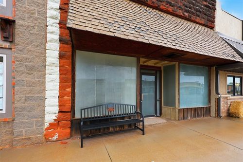 109 N Grand St, Crescent, OK, 73028 | Card Image