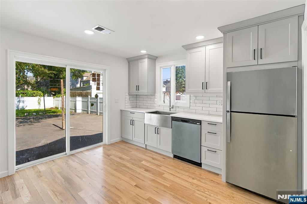Residential Lease in East Orange 5