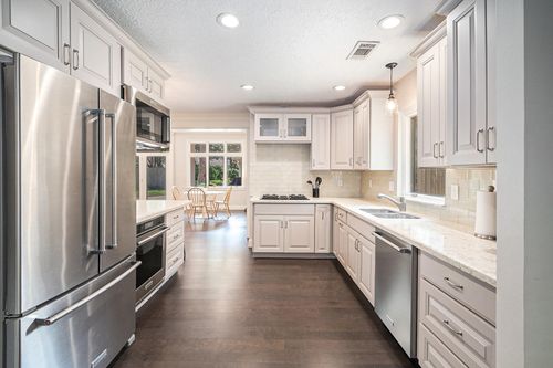 743 Bison Dr, Houston, TX, 77079-4432 | Card Image