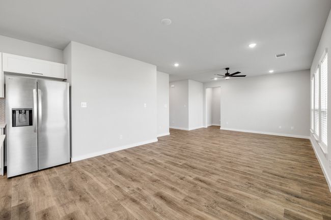 3802 Clovis St, Home with 4 bedrooms, 2 bathrooms and null parking in Midlothian TX | Image 16