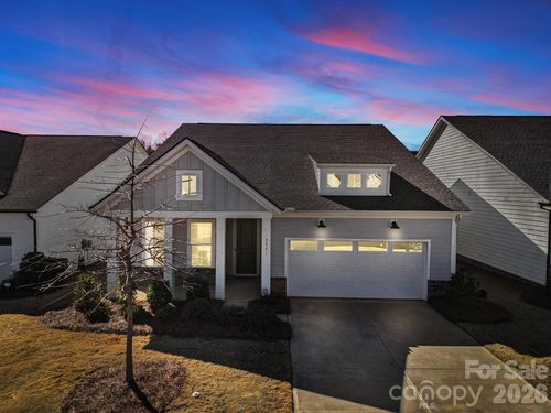 8021 Brookbank Dr, Charlotte, NC, 28269-4956 | Card Image