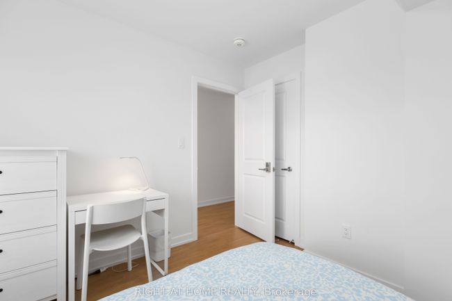 1557 Midland Ave, House attached with 4 bedrooms, 4 bathrooms and 1 parking in Scarborough ON | Image 5
