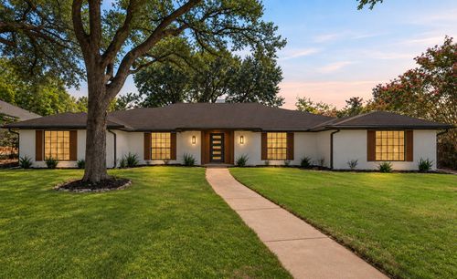 1804 Kingsborough Dr, Arlington, TX, 76015-2810 | Card Image