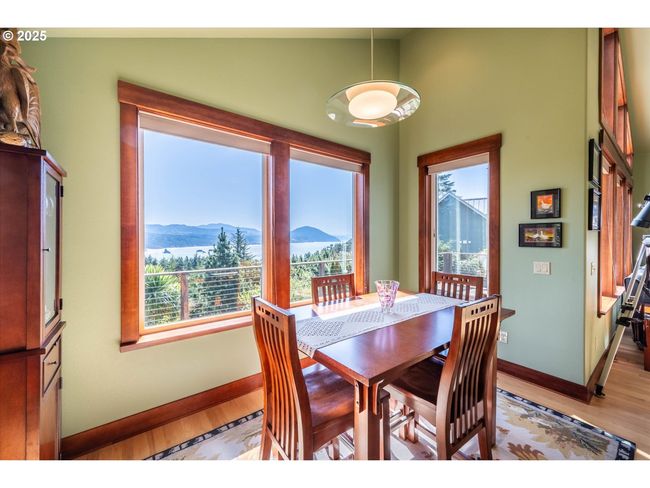 Dining Area | Image 17