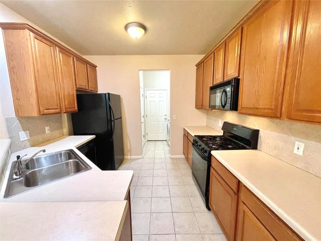 Kitchen | Image 4