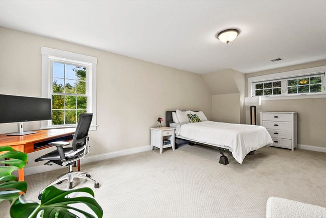 54 Cushing St, House other with 3 bedrooms, 3 bathrooms and 6 parking in Hingham MA | Image 23