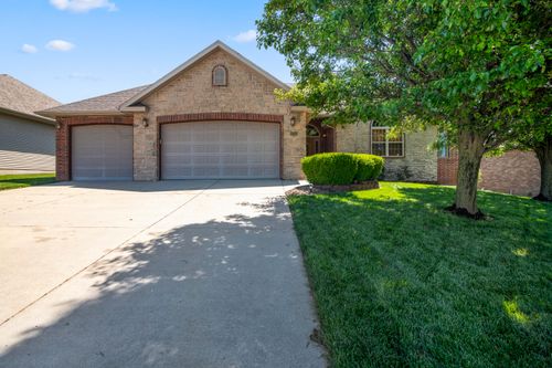 3746 N Croswell Ave, Springfield, MO, 65803-8522 | Card Image