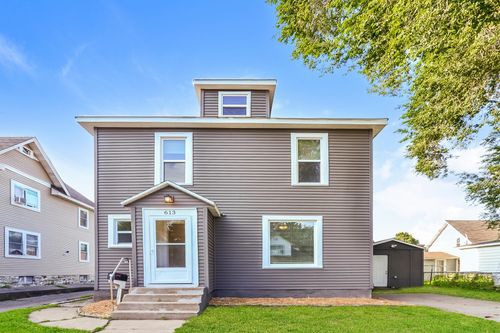 613 17th Ave Ne, Minneapolis, MN, 55413-1327 | Card Image