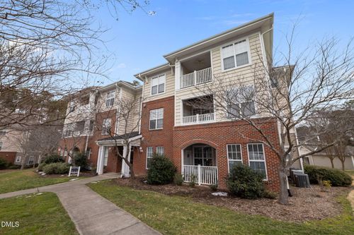 1014 Arborgate Cir, Chapel Hill, NC, 27514-6503 | Card Image